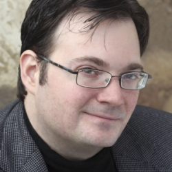 Brandon Sanderson